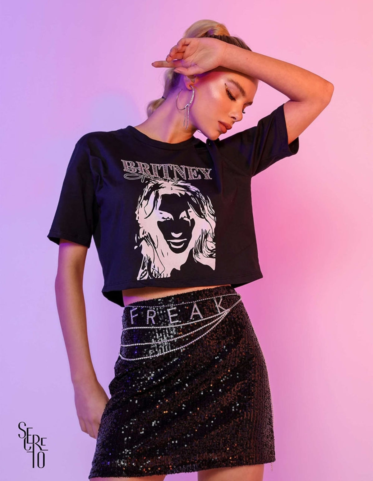 T-Shirt Cropped Britty Preta