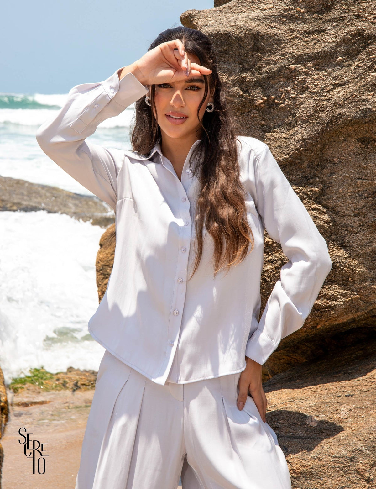 Camisa Botões Acetinada Cici Gelo