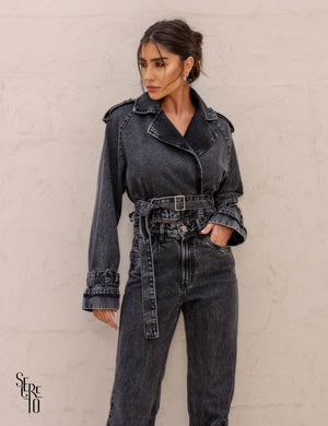 Jaqueta Jeans Destroyed Flore Preto