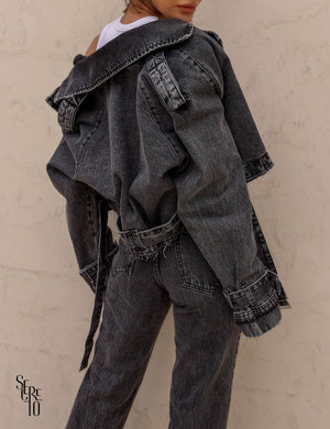 Jaqueta Jeans Destroyed Flore Preto