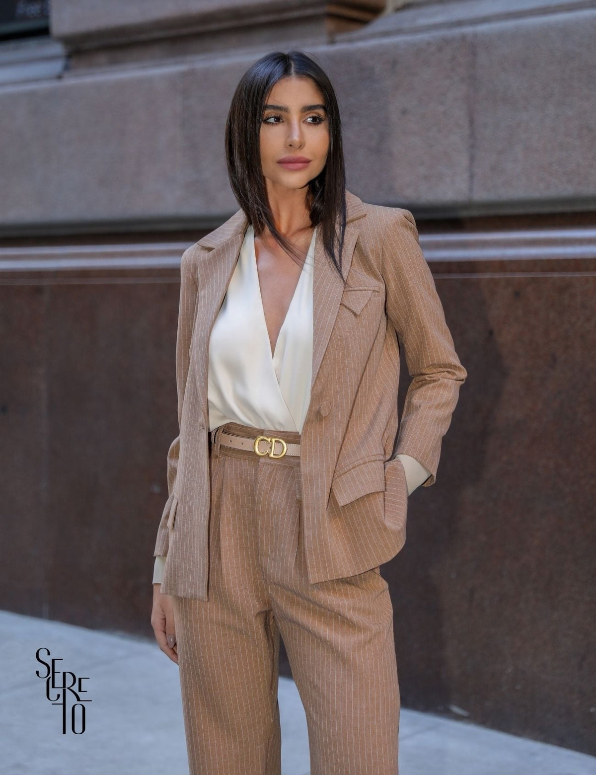 Blazer Alongado Risca de Giz Patty Camel