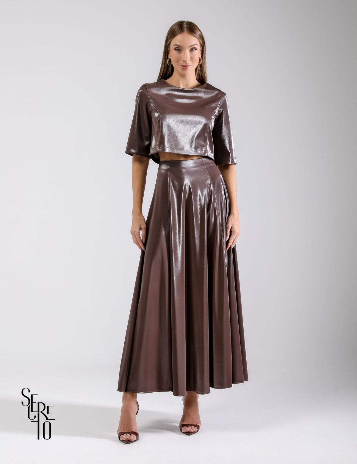 Conjunto Saia e Cropped Chiara Capuccino