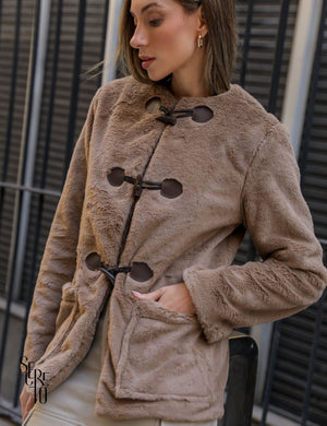 Casaco Fluffy Monique Marrom