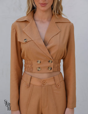 Casaqueto Bõtes Luiza Camel