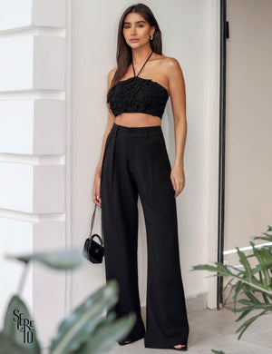 Conjunto Cropped Flor e Calça Ciy Preto