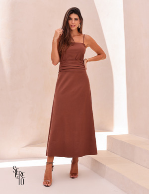 Conjunto Regata e Saia Pregas Minji Marrom