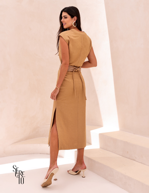 Conjunto Blusa e Saia Alfaiataria Chiara Caramelo