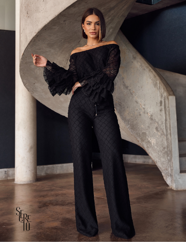 Conjunto Blusa e Calça Crochet Paola Preto