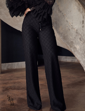 Conjunto Blusa e Calça Crochet Paola Preto