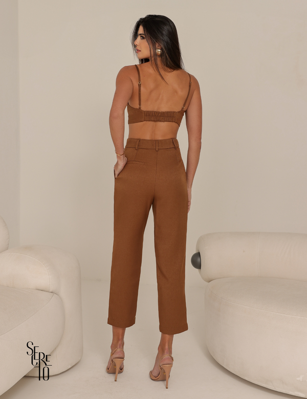 Calça Alfaiataria Somin Caramelo