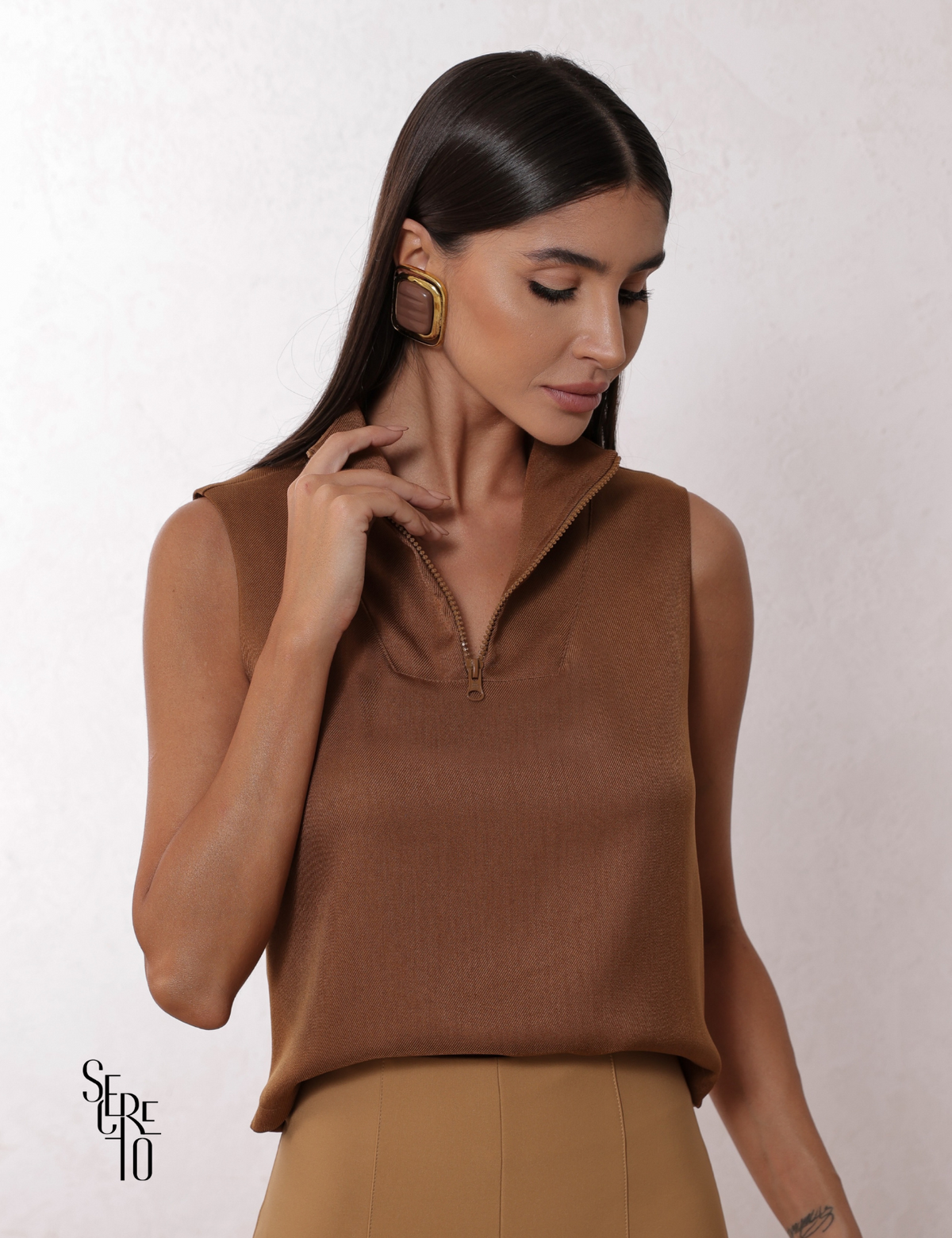Blusa Alfaiataria Yuke Caramelo