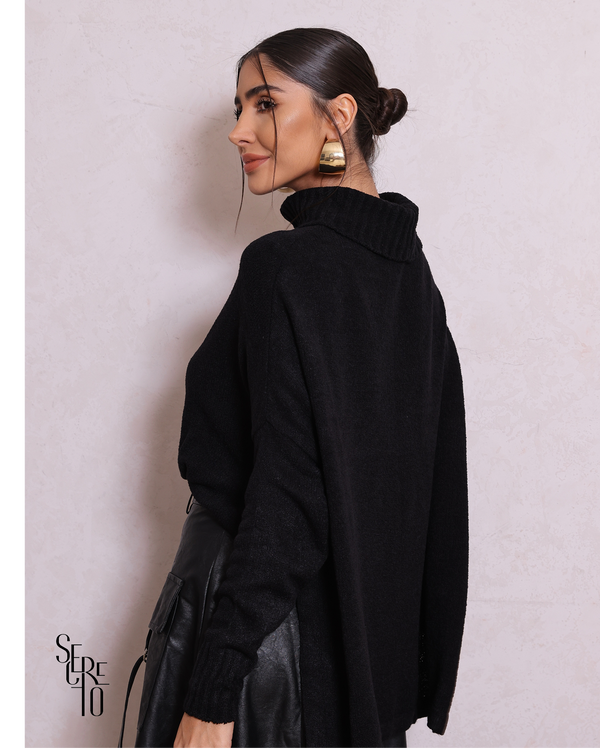 Poncho Gola Alta Thabita Preto