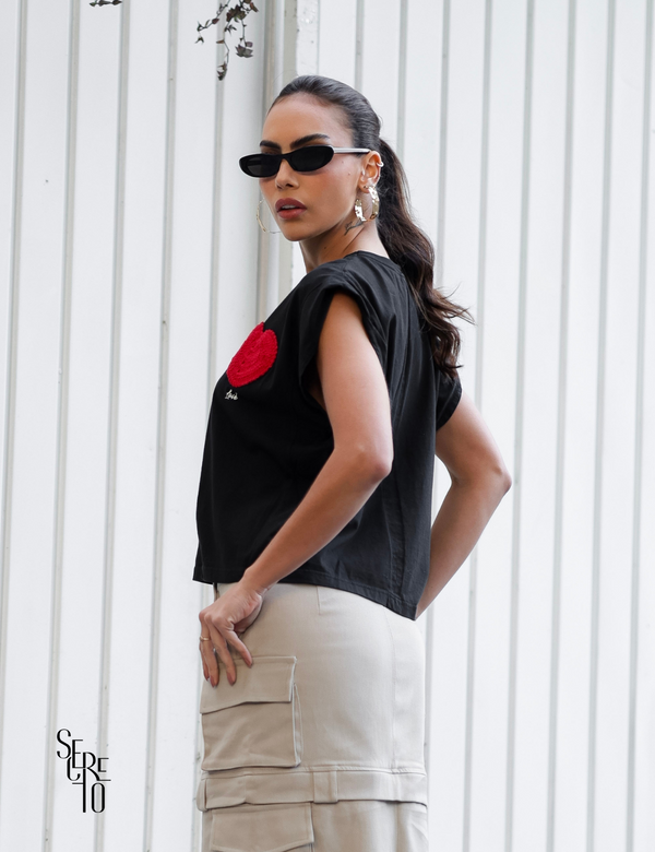 T-Shirt Detalhe Crochet Paula Preto