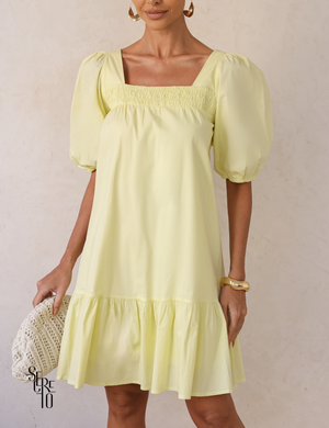 Vestido Curto Manga Bufante com Faixa Cristal Amarelo