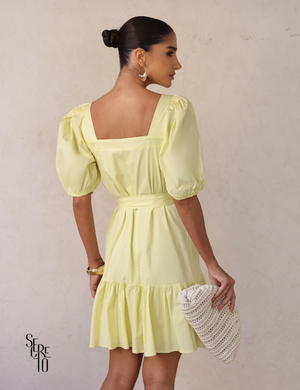 Vestido Curto Manga Bufante com Faixa Cristal Amarelo