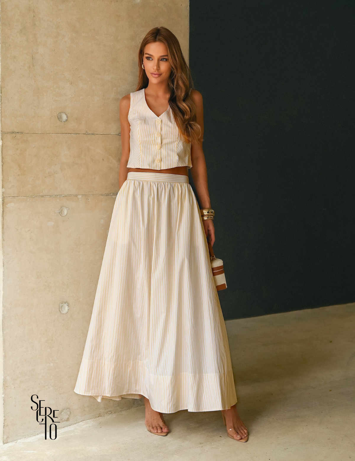 Conjunto Blusa e Saia Listrado Mila Manteiga