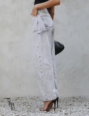 Calça Jeans Wide Leg Cintura Alta Meri Cinza Claro