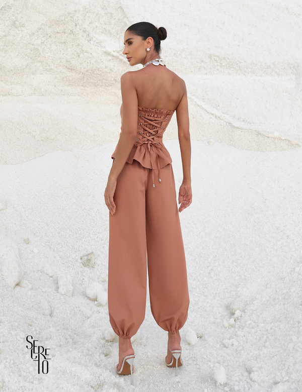 Conjunto Alfaiataria Tomara que Caia Vivian Camel