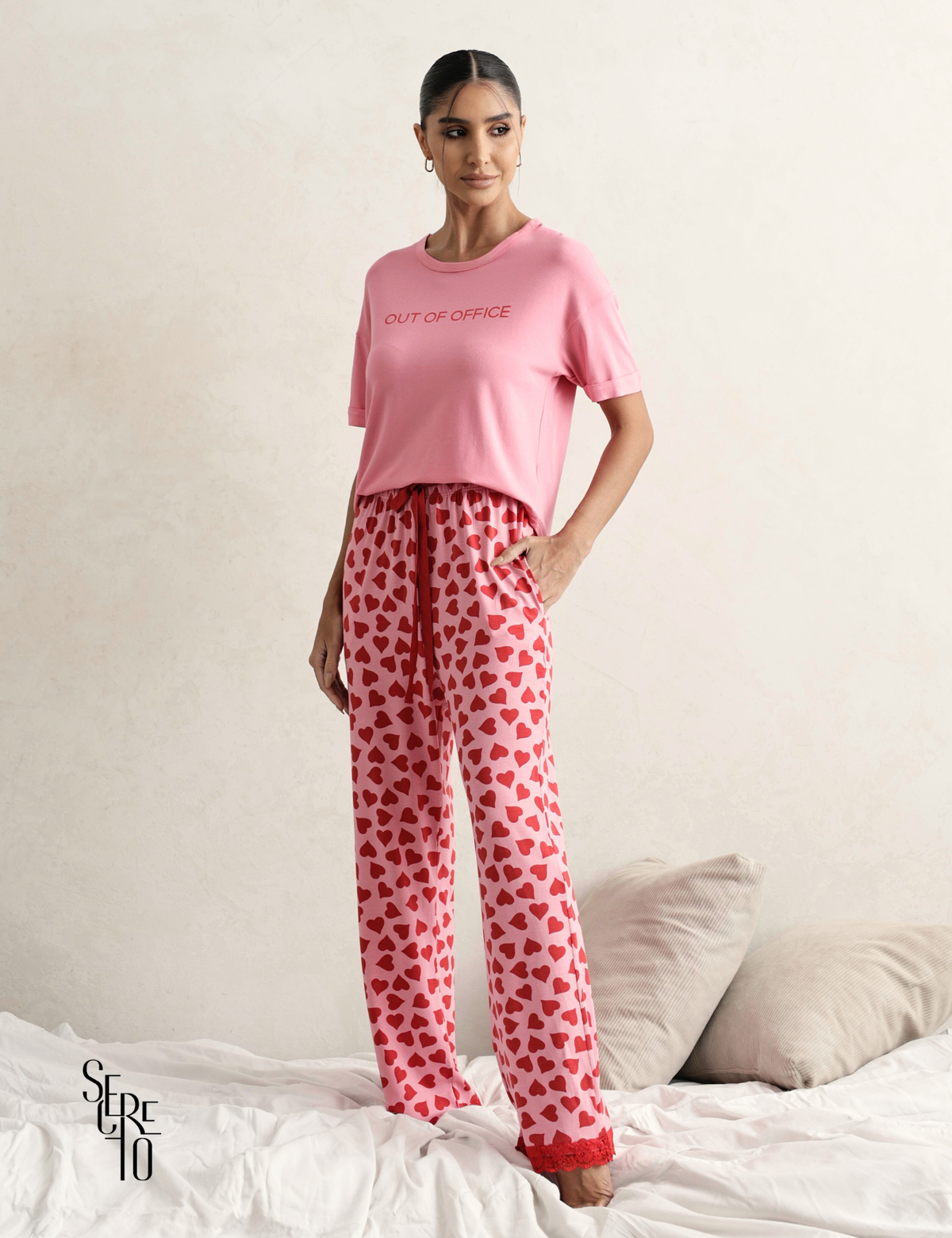 Conjunto Pijama Feminino Blusa e Calça Sofia Rosa