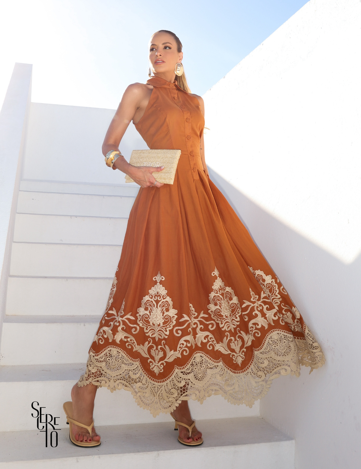 Vestido Midi Tricoline Bordado com Gola Marlene Terracota